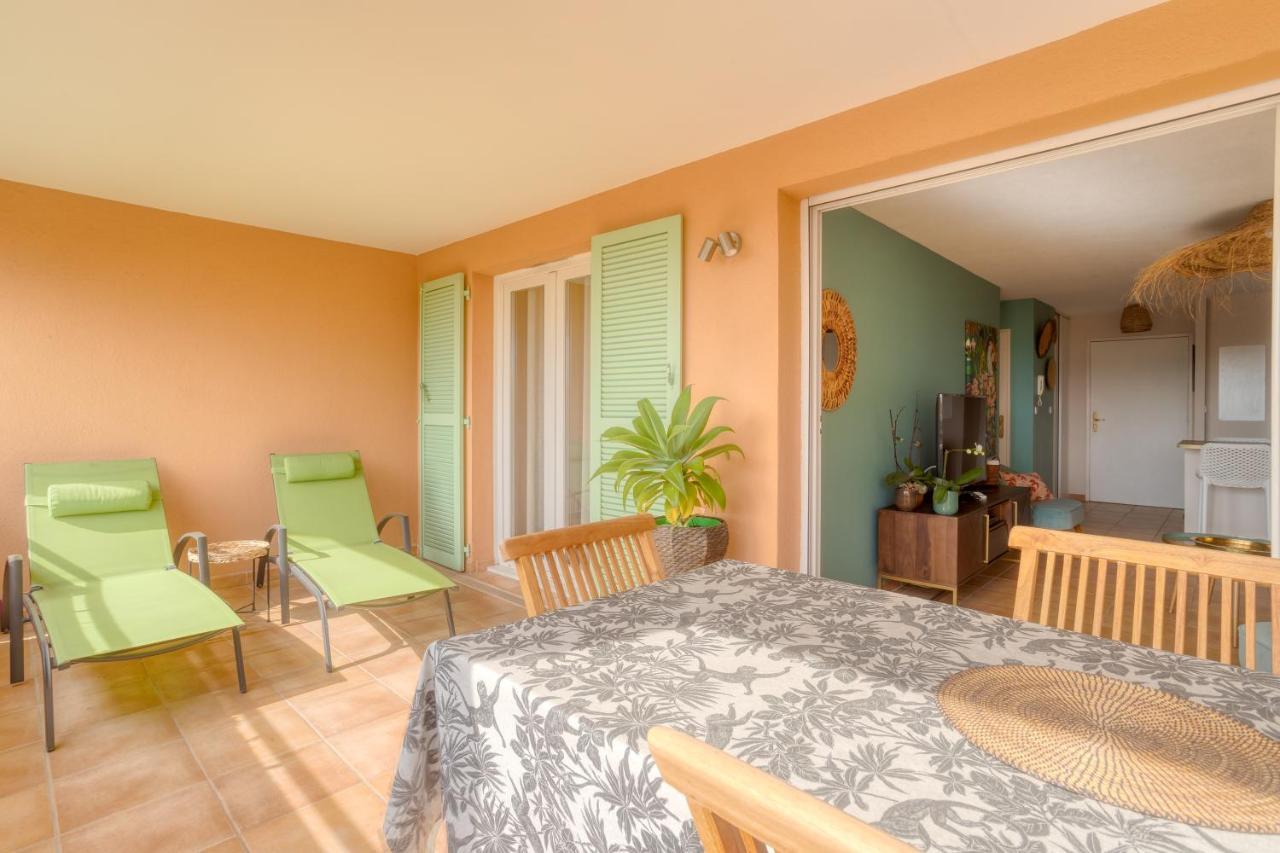 Bel Appartement Classe 3 Etoiles Bormes-les-Mimosas Exterior photo